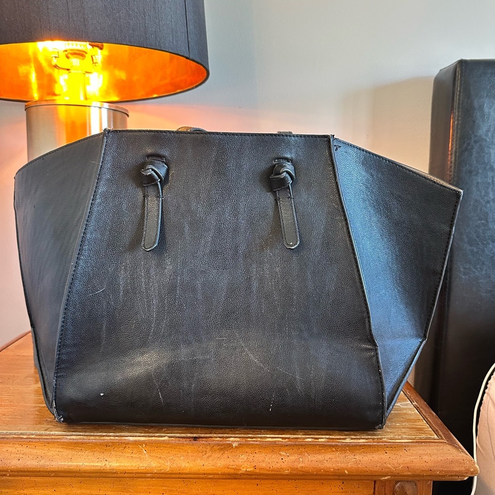 Zara Wing Side Black Tote Bag